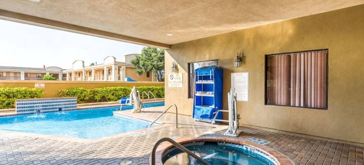 广场购物中心舒适套房酒店(Comfort Suites at Plaza Mall)图片