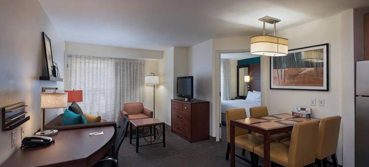 布赖恩克利奇站Residence Inn 酒店(Residence Inn Bryan College Station)图片