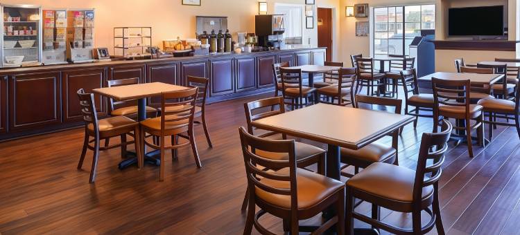 江山旅馆&套房酒店 - 萨凡纳航空(Country Inn & Suites by Radisson, Savannah Gateway, GA)图片