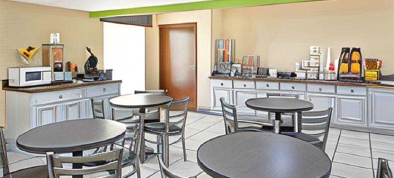 盖恩斯维尔速8酒店(Super 8 by Wyndham Gainesville)图片