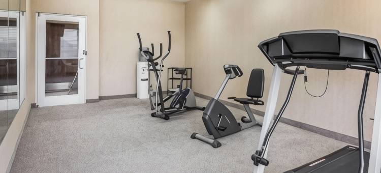 罗德威套房旅馆(Rodeway Inn & Suites)图片