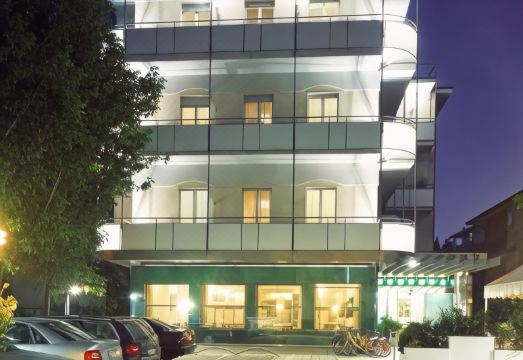 ACasaMia WelcHome HotelHotel Overview