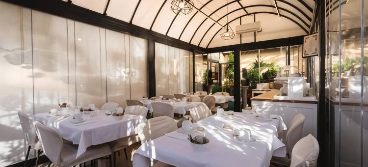 苏里尔酒店(Sourire Hotel)图片
