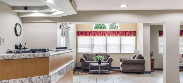 格罗夫城-奥特莱斯购物中心罗德威套房酒店(Quality Inn & Suites Grove City-Outlet Mall)图片