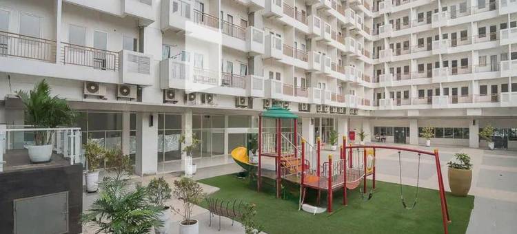RedLiving Apartemen Sentul Tower - Skyland图片