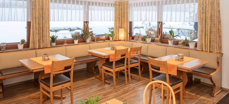 兰德豪斯卡林酒店(Landhotel Karin)图片
