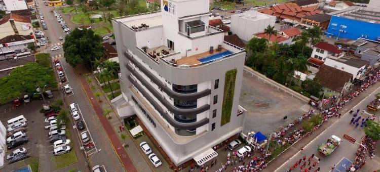 蓝山酒店(Blue Hill Hotel)图片