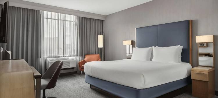 路易斯威尔机场万怡酒店(Courtyard Louisville Airport)图片