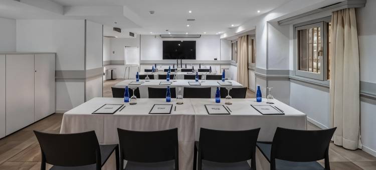 卢日卡斯特拉纳酒店(Luze Castellana)图片