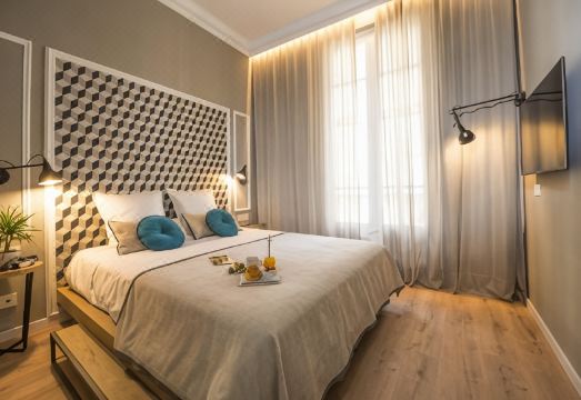 Mosaic by Ona Hotel Overview