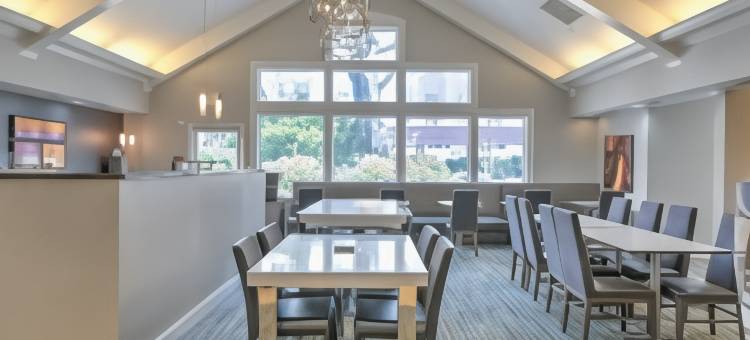 巴克海特雷诺克斯公园Residence Inn 酒店(Residence Inn Atlanta Buckhead/Lenox Park)图片