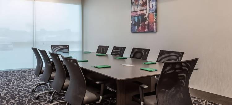 肖尔伍德拉昆塔温德姆套房酒店(La Quinta Inn & Suites by Wyndham Shorewood)图片