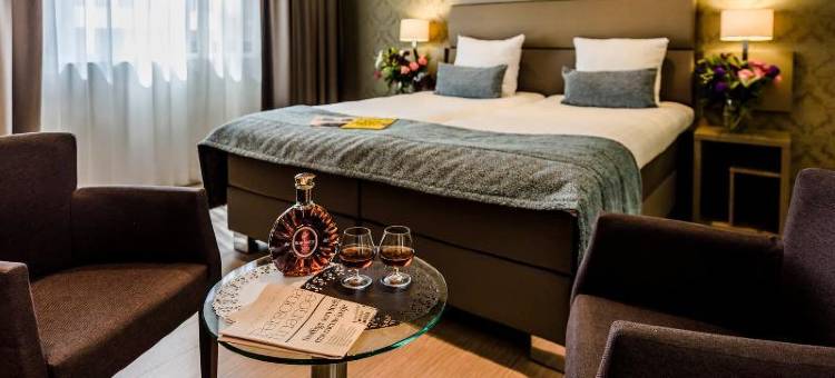 "OZO宾馆安塔雷斯机场"(OZO Hotels Antares Airport)图片