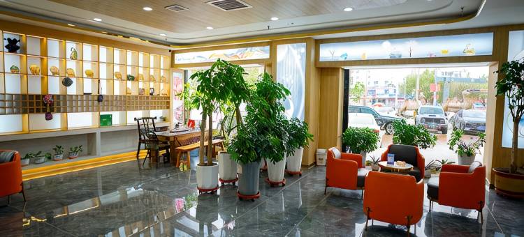 金色阳光酒店(库车南湖公园店)图片