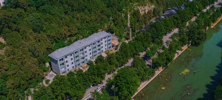半山居精品民宿(淄博红叶柿岩店)图片