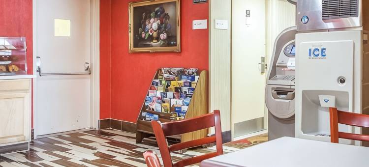 泽西市温德姆戴斯酒店(Days Inn by Wyndham Jersey City / NYC Area)图片