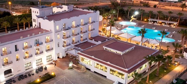 巴伊亚奥罗酒店(Hotel Baia d'Oro)图片