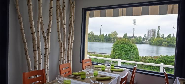 巴黎南维里埃夫里舒适酒店(Logis - Hôtel & Restaurant des Lacs Paris Sud)图片