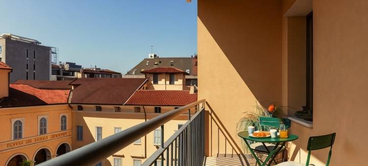 鲍勃W提奇内塞(Bob W Ticinese)图片