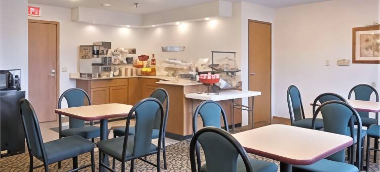 克劳福兹维尔速8酒店(Super 8 by Wyndham Crawfordsville)图片