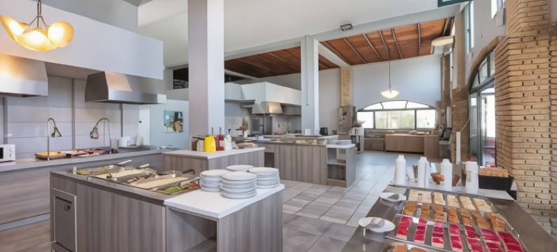 马雷村酒店(Mare Village Hotel)图片