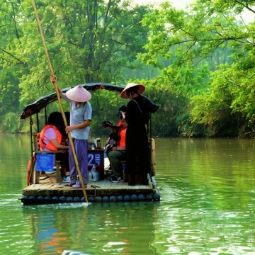 广西南宁+德天瀑布+北海+涠洲岛5日4晚跟团游