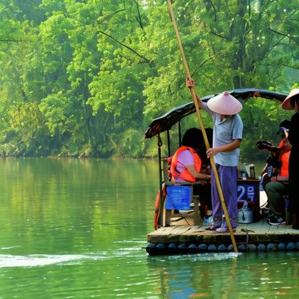 广西南宁+德天瀑布+北海+涠洲岛5日4晚跟团游