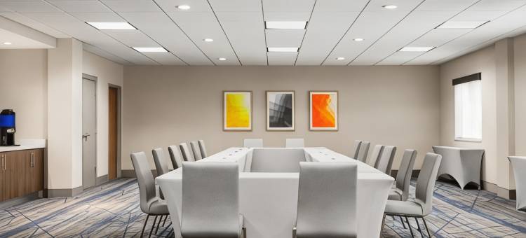 智选假日套房酒店伯明翰 - 艾恩代尔(东)(Holiday Inn Express & Suites Birmingham-Irondale (East))图片