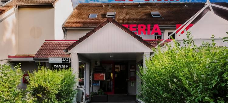 洛日欧泰勒勒格里勒(Logis Hotel Lons-Le-Saunier - Restaurant le Grill)图片