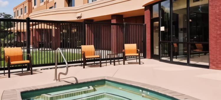 阿尔科诺克斯维尔机场万怡酒店(Courtyard Knoxville Airport Alcoa)图片