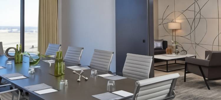 圣路易斯机场万丽酒店(Renaissance St. Louis Airport Hotel)图片