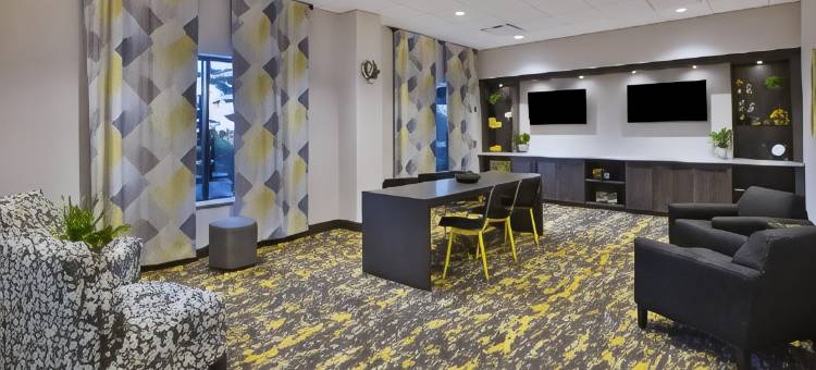 北匹兹堡蔓越莓贝斯特韦斯特优质酒店(Best Western Plus Cranberry-Pittsburgh North)图片