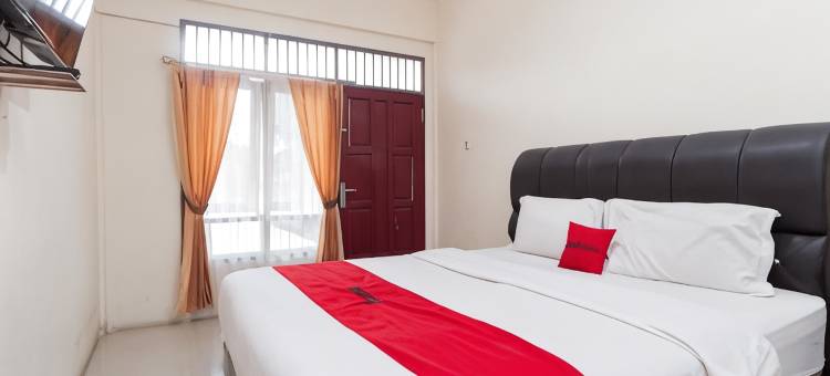 OYO 2916 奥普塞缪尔家庭旅馆(RedDoorz at Samuel Homestay Pematangsiantar)图片