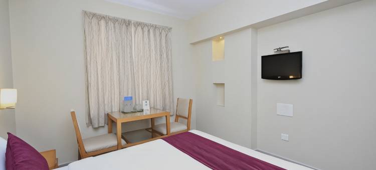 OYO 10950 山区宫殿酒店(Super Townhouse Hills Palace)图片