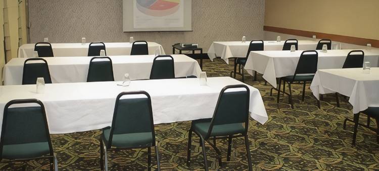品质酒店及套房(Quality Inn & Suites Black River Falls I-94)图片