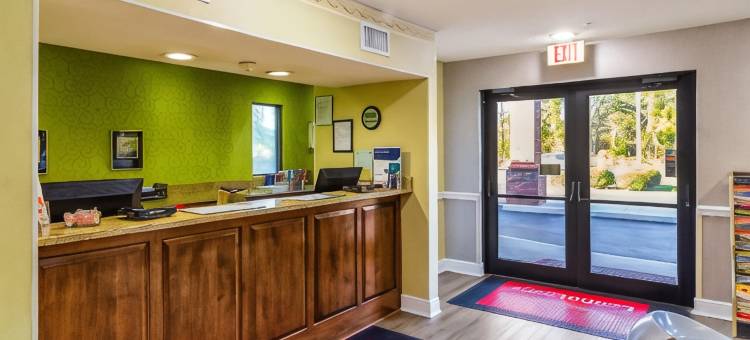 艾康诺小屋(SureStay Hotel by Best Western Brunswick)(SureStay Hotel by Best Western Brunswick)图片