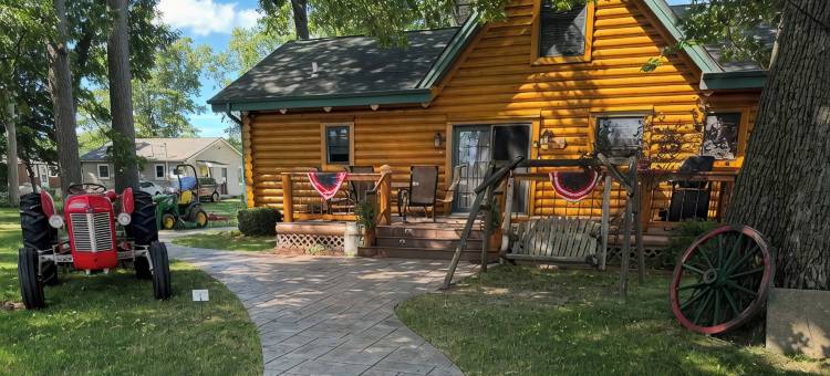 基勒湖畔-5卧室温馨木屋，适合惬意度假(Welcoming log cabin on Keeler Lake - 5 bedrooms for a cozy getaway)图片