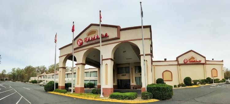 三角-提科华美达酒店(Ramada by Wyndham Triangle/Quantico)图片