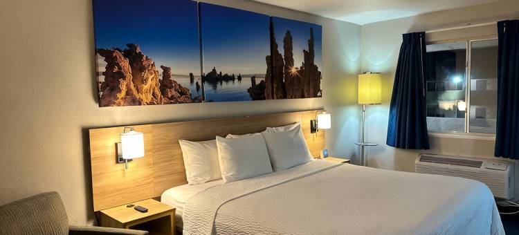 温德姆戴斯酒店-里奇克雷斯特靠近中国湖海军基地(Days Inn by Wyndham Ridgecrest Near China Lake Naval Station)图片