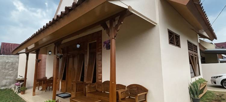 Belgareti Modern Ethnic House Cipanas Puncak图片