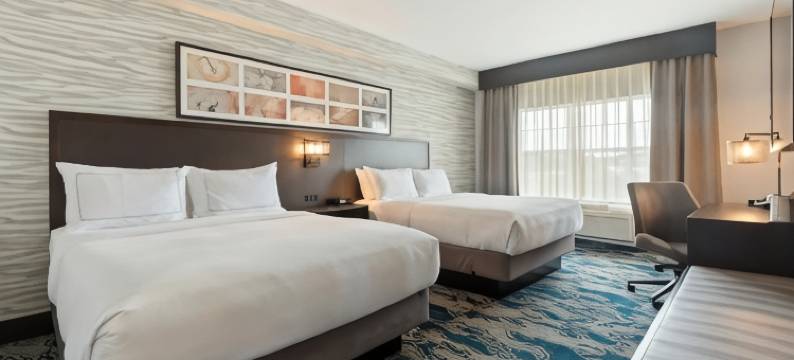 弗朗特皇家蓝岭沙道斯希尔顿逸林酒店(DoubleTree by Hilton Front Royal Blue Ridge Shadows)图片