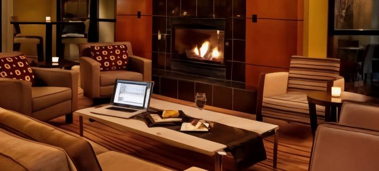 西雅图西塔地区万怡酒店(Courtyard Seattle Sea-Tac Area)图片