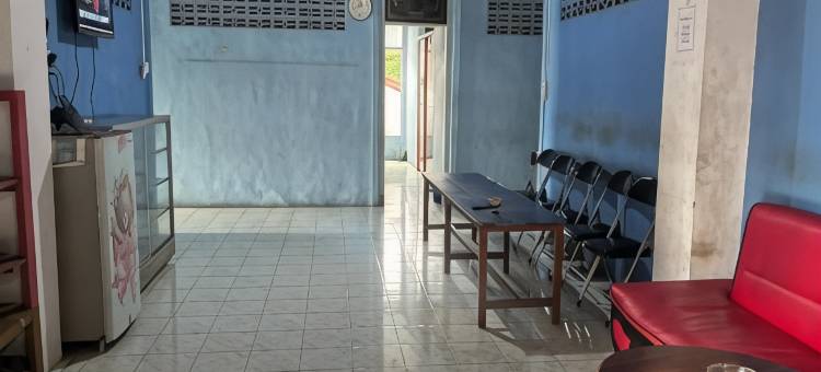 O酒店阿拉姆伊斯兰旅馆，靠近马穆朱变电站(Hotel O Wisma Alam Syariah Near Pln Gardu Induk Mamuju)图片