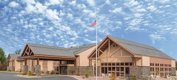 威斯康星科瑞特尔布莱克里弗福尔斯旅馆及套房 by Jasper(Coratel Inn & Suites by Jasper Black River Falls, WI)图片