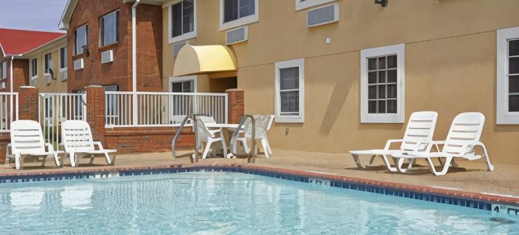 伯勒森沃斯堡速8酒店(Super 8 by Wyndham Burleson Fort Worth Area)图片