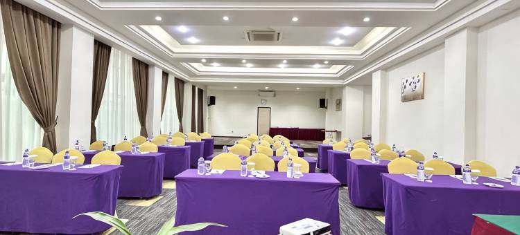 巴东戴马酒店(Daima Hotel Padang)图片