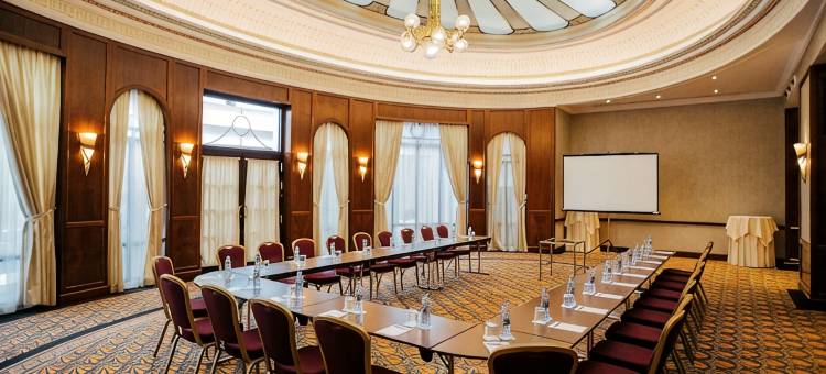 布拉迪斯拉发丽笙卡尔顿酒店(Radisson Blu Carlton Hotel Bratislava)图片