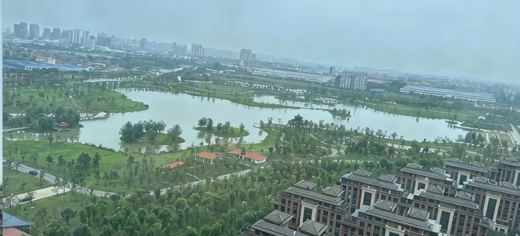 鸿尚·轻奢loft公寓(南昌县新力银湖湾店)图片