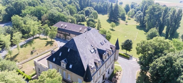 普伊罗伯特城堡酒店(Château de Puy Robert Lascaux - A proximité Grotte de Lascaux - Hôtel Avec Piscine chauffée - Sarlat)图片