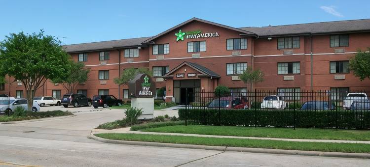 休斯顿北 I-45 郊区套房酒店(Suburban Studios Houston North I-45)图片